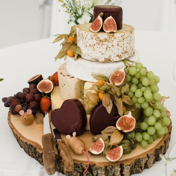 Gateau mariage original pièce montée fromages